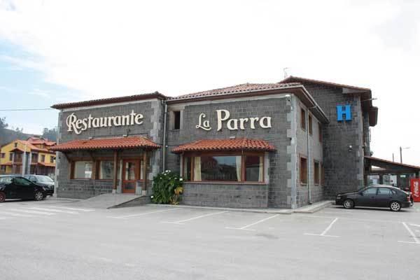 Hotel Restaurante La Parra La Franca Esterno foto