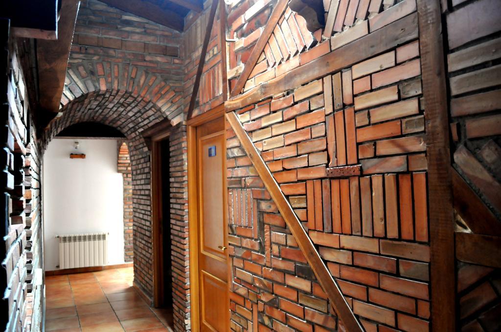 Hotel Restaurante La Parra La Franca Esterno foto